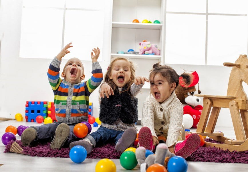کنترل خشم کودک با بازی درمانی
