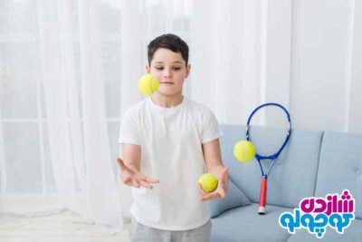 بازی با توپ تنیس